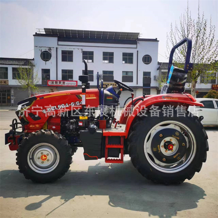 外贸供应四轮拖拉机 柴油四驱多缸拖拉机 多用途四轮拖拉机
