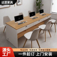 �F�����s��X�k�����νM��ǰ̨ӭ�e��ԃ�Ӵ���̨������������y��