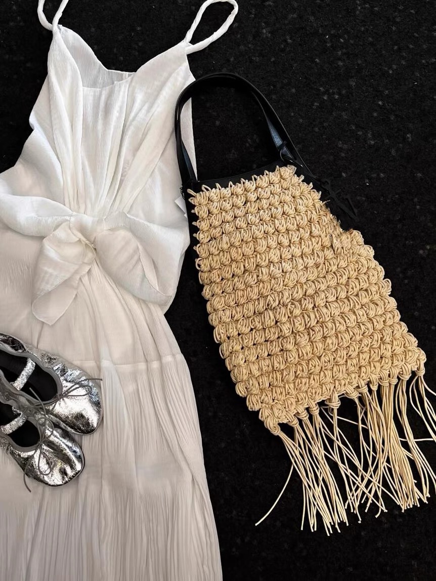 La nuova borsa intrecciata della celebrità di Internet Mona è alla moda, versatile, intrecciata in corda, borsa con nappe, design di nicchia, contrasto_voghion.com