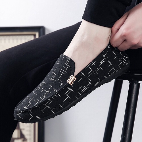 2025 New Summer Korean Trend Men's Bean Bag Shoes Spiritual Youth Social Shoes Lazy Shoes Men's Students Versatile