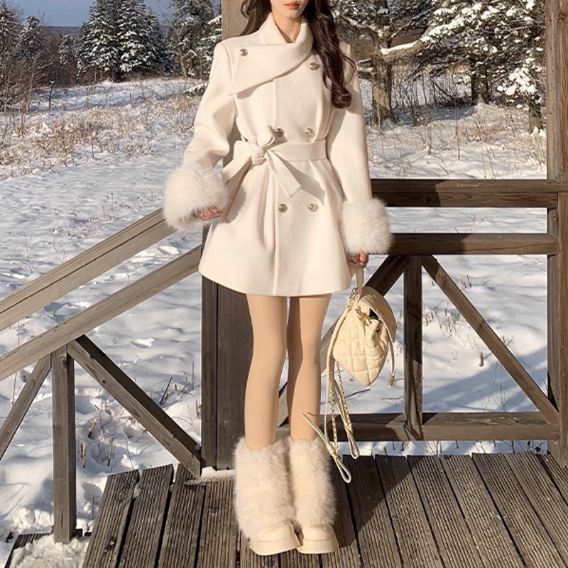 《纳西雪山》袖口毛毛加棉外套女加厚秋冬纯色上衣2025新款大衣潮|undefined