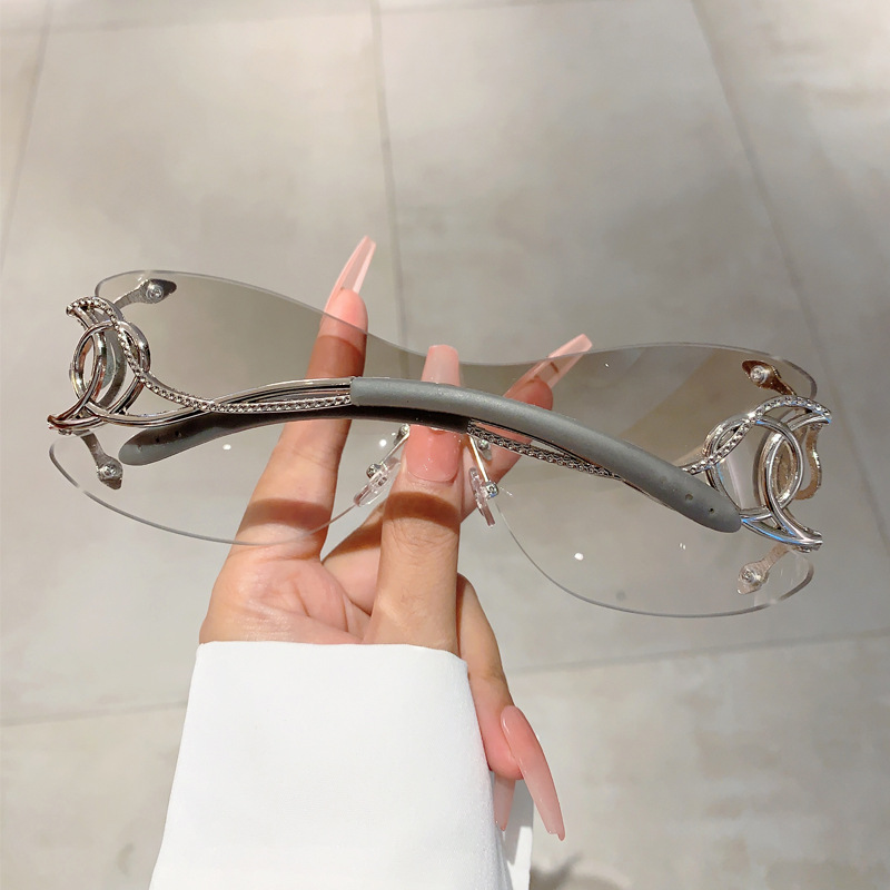 Personalized Fashionable Frameless Snake Shaped Y2k Sunglasses_voghion.com