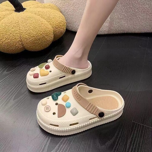 Thick-soled Croc Shoes Women's Soft-soled Anti-Slip Internet Celebrity  New Beach Baotou Semi-Sandal Slippers Women's Summer