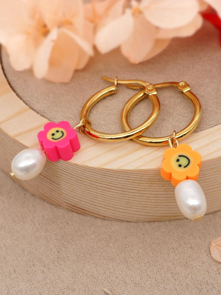 Flower Fashion Freshwater Pearl Soft Clay No Inlaid Earrings display picture 4