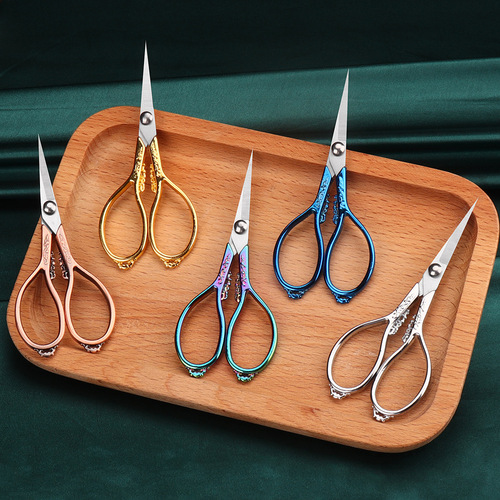 Lin Taizuo DIY handmade small scissors special paper-cutting gold scissors stainless steel tea bag window flower Xiangyun scissors