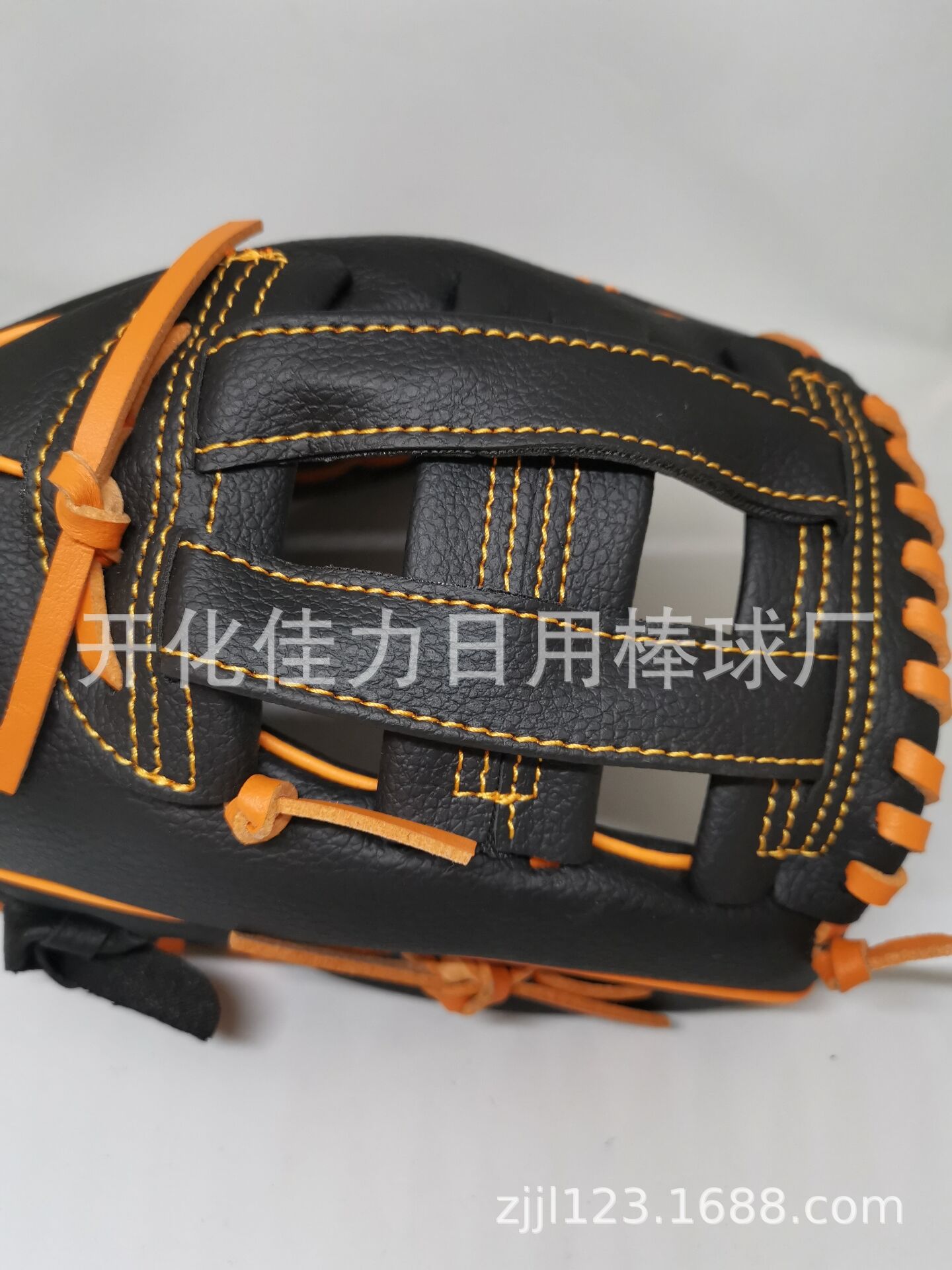 AC62B6BCBCB198017D9094EE28822B