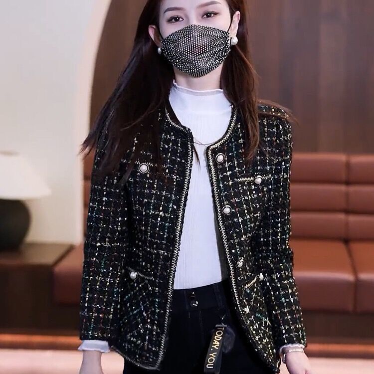 Trendy Slim-Fit Round-Neck Top, New Spring Long-Sleeve Plaid Chanel-Style Short Jacket for Women Trendy Slim-Fit Round-Neck Top, New Spring Long-Sleeve Plaid Chanel-Style Short Jacket for Women
