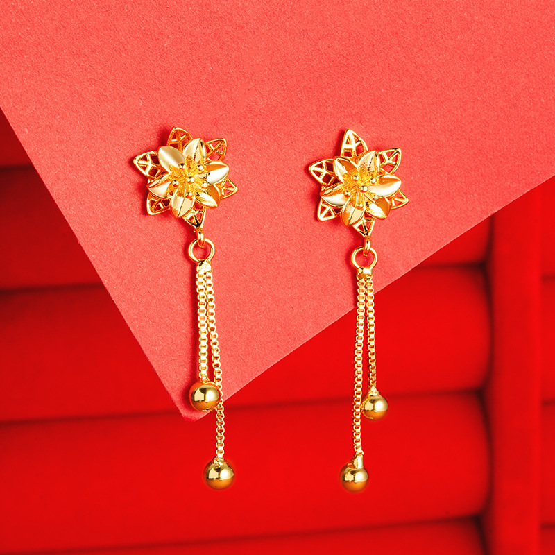 Pendientes de camelia de estilo antiguo Pendientes de verano de alta calidad para niñas con borlas Pendientes de oro de arena vietnamita que no se desvanecen durante mucho tiempo