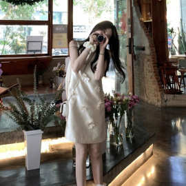 茜茜公主 立体珍珠装饰画无袖新中式连衣裙