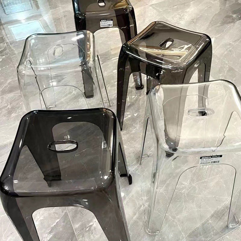 *透明なプラスチック製のスツール、厚みのある家庭用ロースツール、積み重ね可能、耐久性のあるスペアハイスツール、アクリル製のレストランチェア|undefined