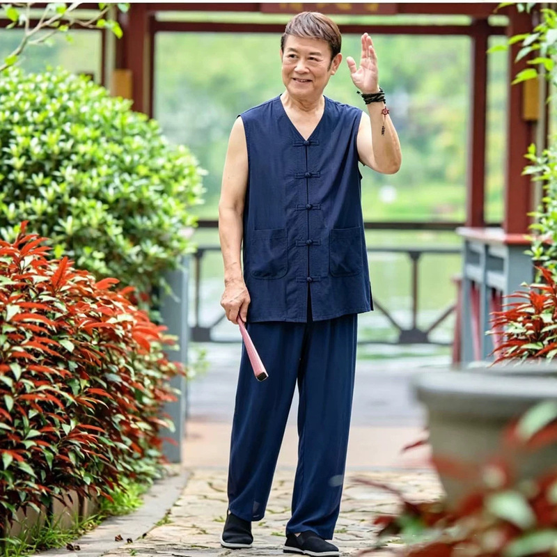 Cotton silk vest for middle-aged and elderly men, summer Tang-style sleeveless button-up top for dads and grandpas, made of artificial cotton Cotton silk vest for middle-aged and elderly men, summer Tang-style sleeveless button-up top for dads and grandpas, made of artificial cotton