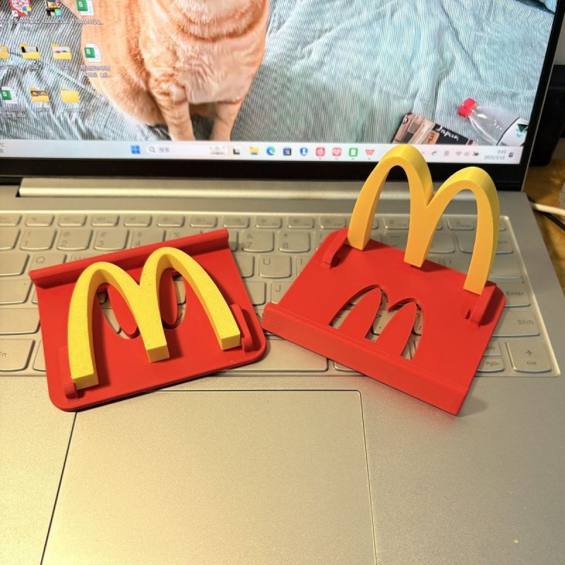 M Mcdonald's Desktop Mobile Phone Stand Small Ornament Creative Office Stand for Student Dormitory Use Anti-Shake Portable