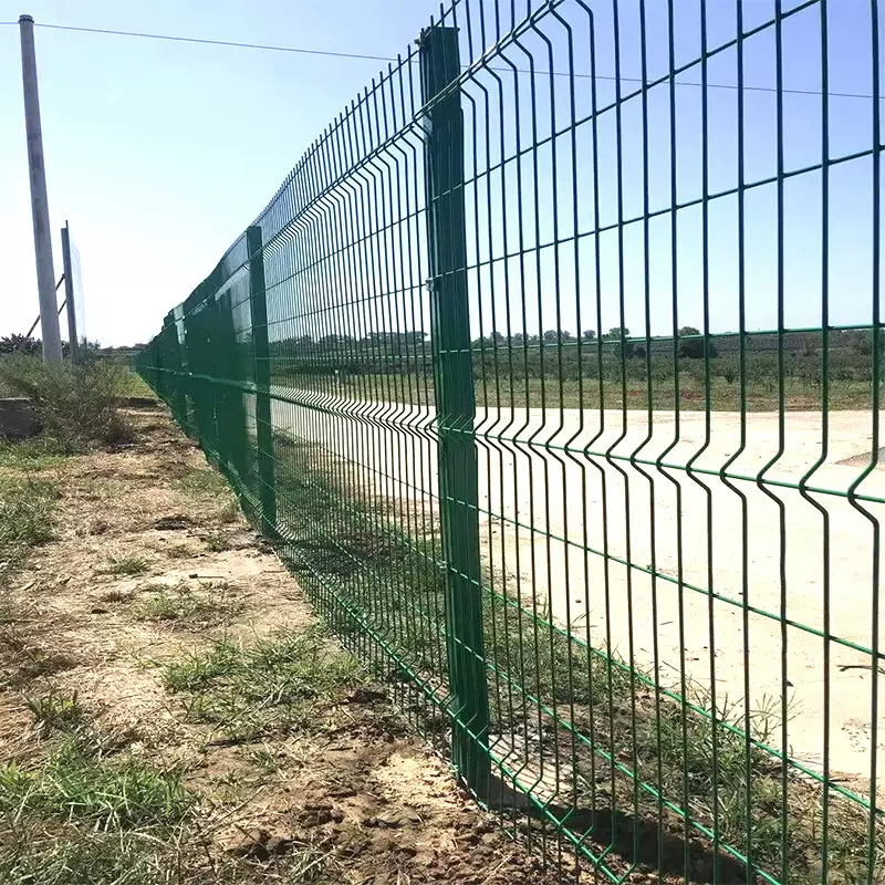 三角折弯护栏养殖网铁丝网景观围栏网桃型柱防护网果园隔离围网