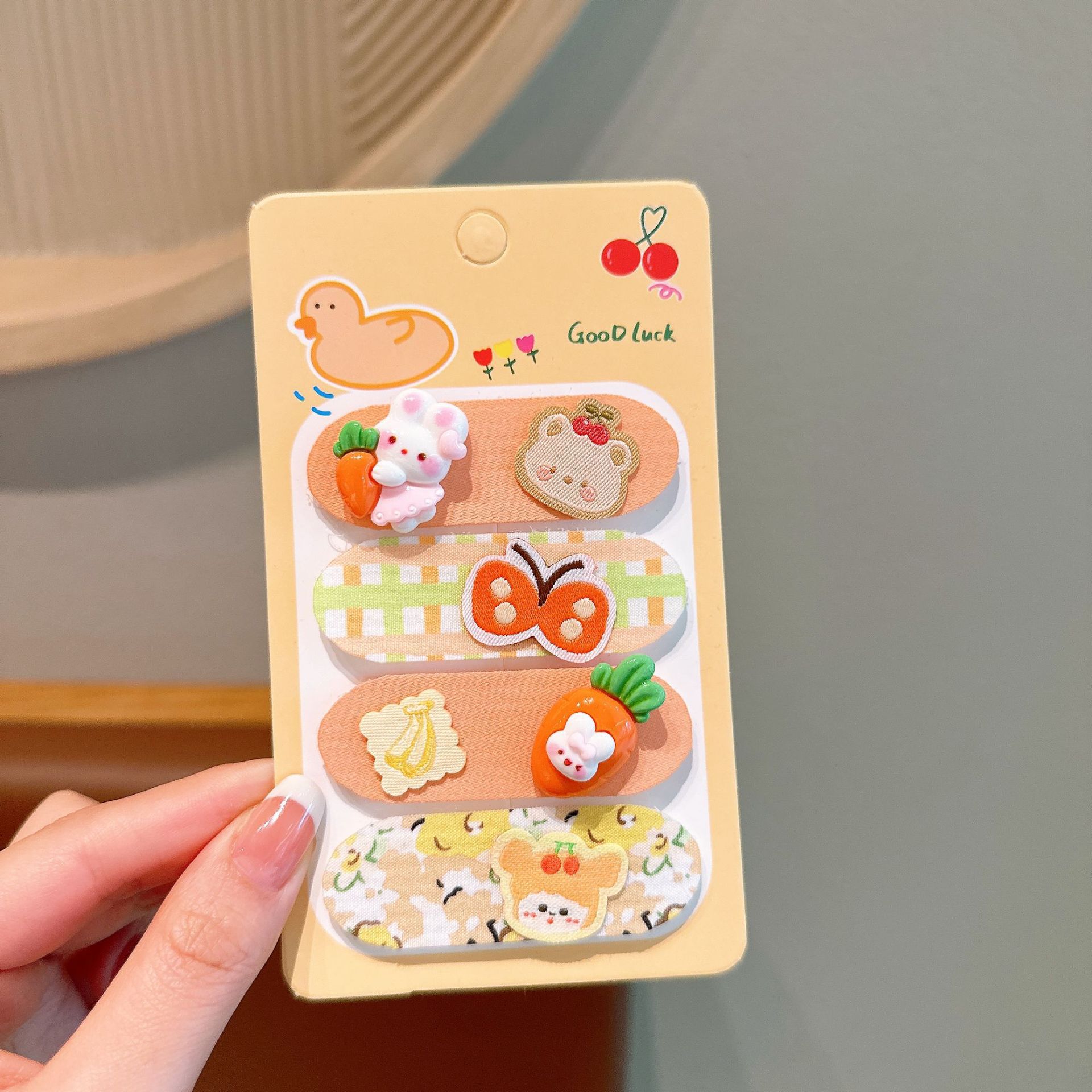 Los niños coreanos publican pegatinas mágicas de color caramelo de dibujos animados lindo y simple acabado de cabello roto artefacto Velcro de frutas