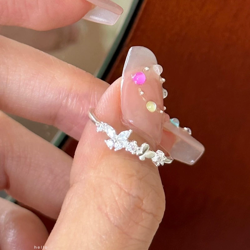 Кольцо 925 пр. серебро, gem-акцент, благородная лёгкая отделка высокого качества