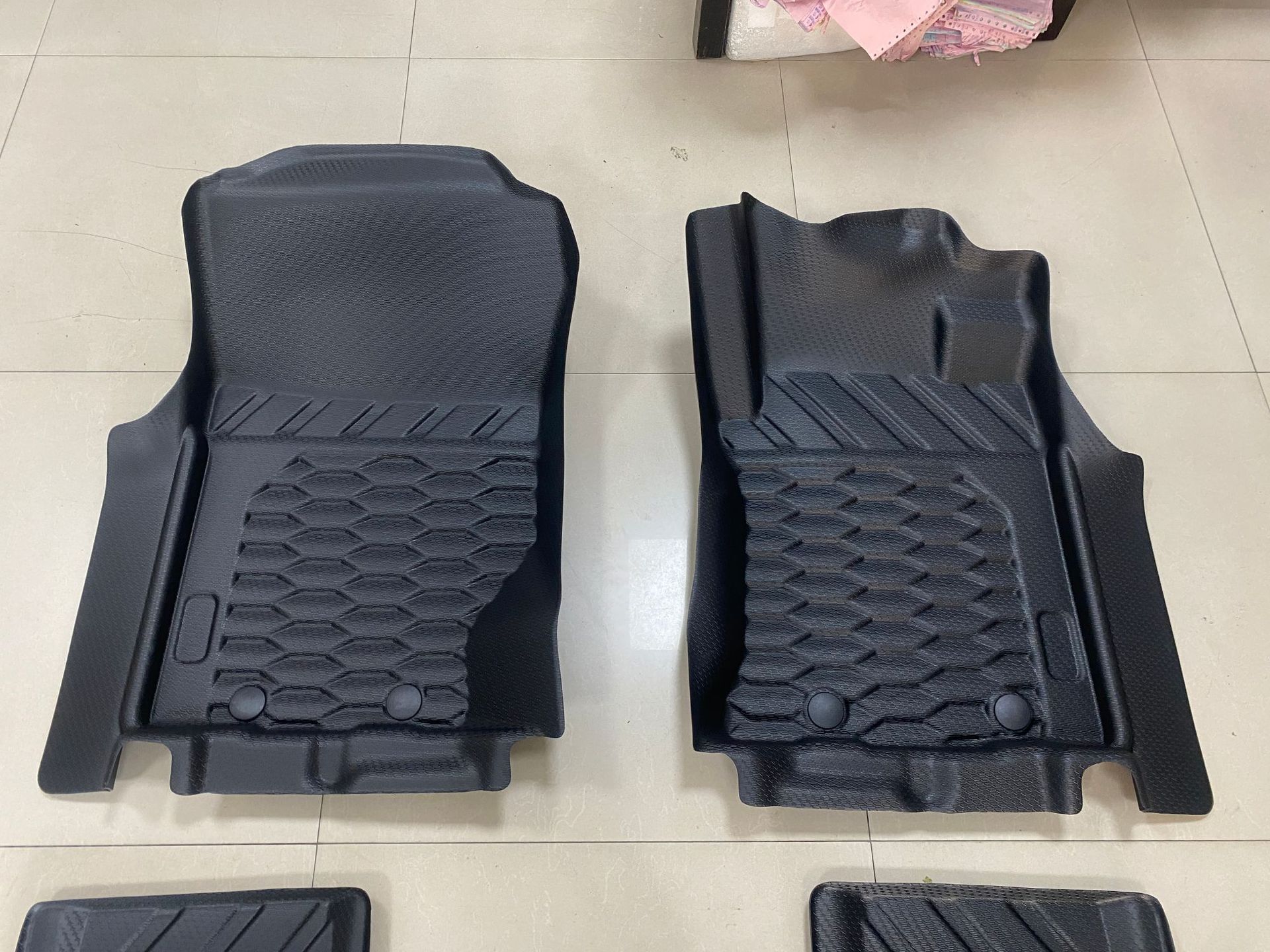 Triton Four-Door Right-Hand Drive 2023 Car-Specific Floor Mats Triton2024 Right-Hand Drive 4-Door Tpe Floor Mats Pickup Mats