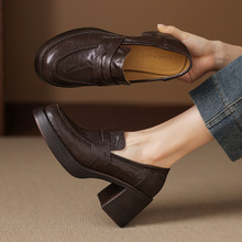 �ϰഩ�o�����^����Ƥ�߸�����Ь2025�＾�ָ��A�^��Ƥ��چ�ЬŮ