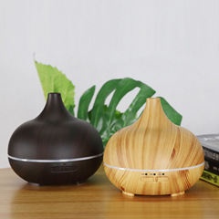 Amazon Cross-border Onion Head Wood Grain Aroma Diffuser Mini Humidifier 150ml Essential Oil Diffuser E-commerce Product
