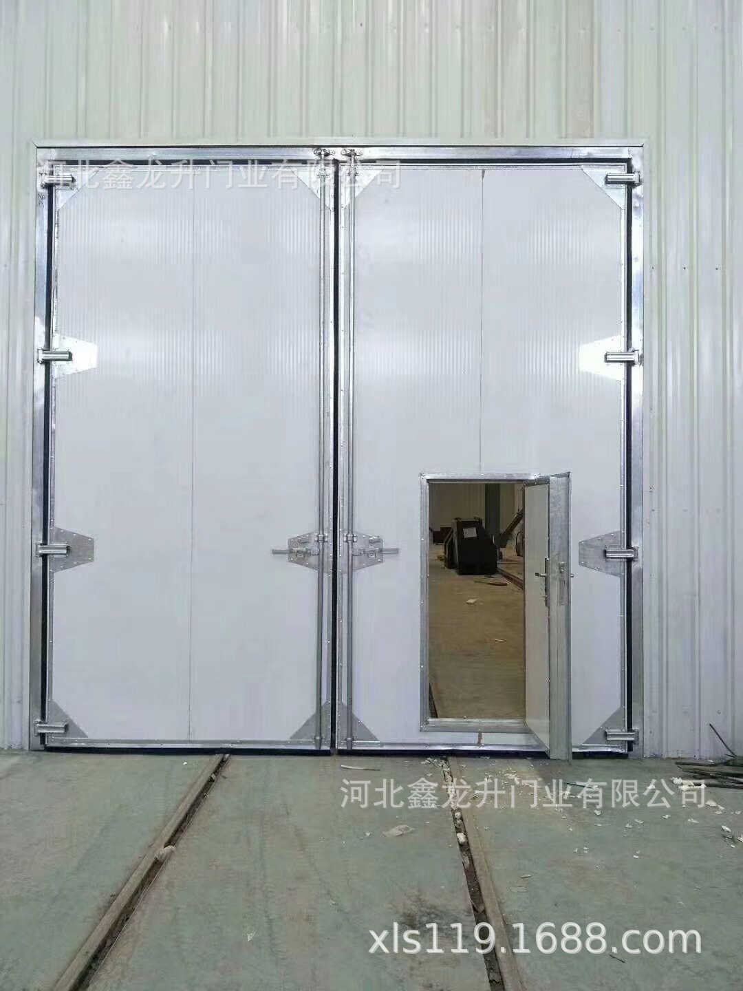 钢制大型保温库房平开门保温钢平开大门仓库大门防火保温岩棉大门-阿里巴巴