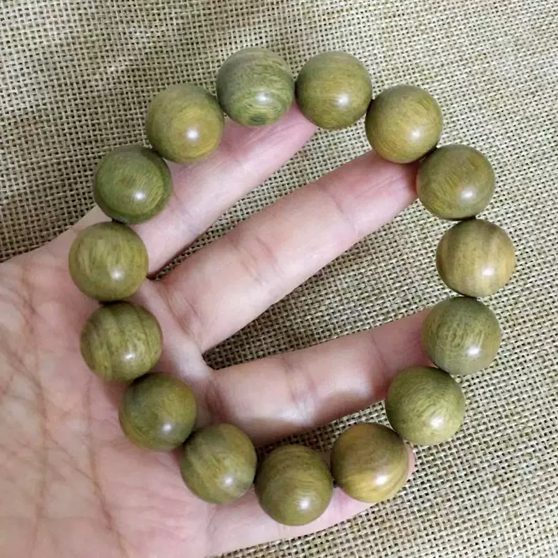 奶香绿檀手串男款念珠盘玩檀木手串沉香盘珠文玩静心佛珠木质盘串