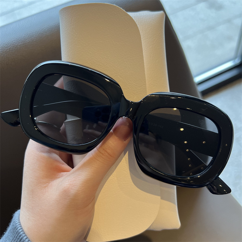 Full Frame Glasses Structure Simple Style Solid Color PC UV400 Protection Square Full Frame Women's Sunglasses