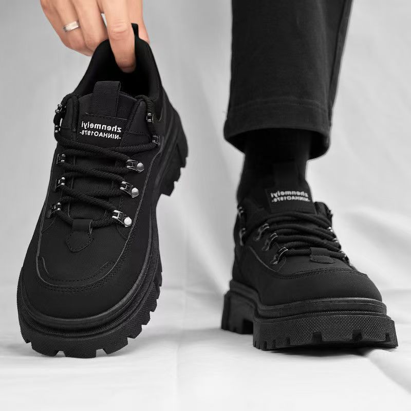 Zapatos de hombre primavera 2026 nuevos zapatos de trabajo al aire libre Martin negros británicos para trabajar zapatos de protección laboral casuales para hombres