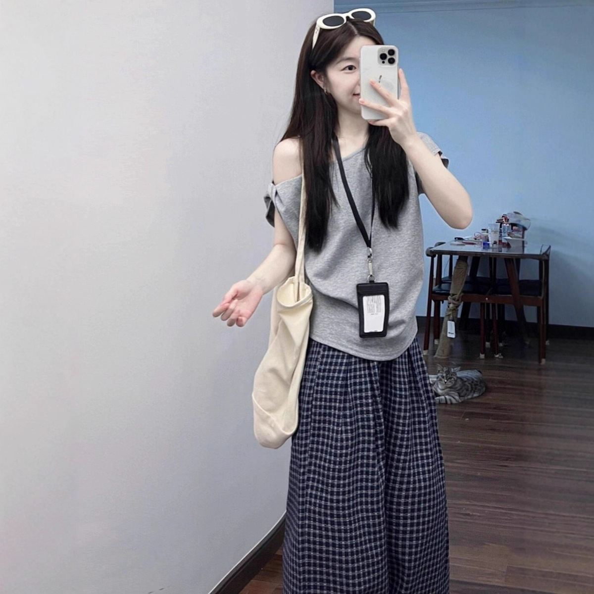 Lazy Work Clothing Casual Sports Suit for Women Summer Exposed Shoulder Short-Sleeved T-Shirt Loose Plaid Wide-Leg Pants Two-Piece Set
