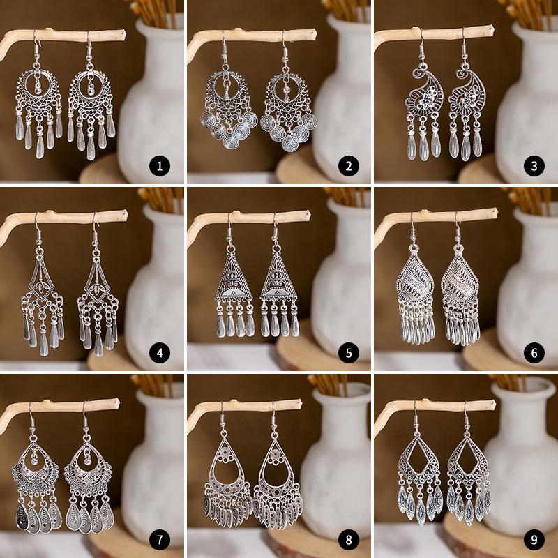 1 Pair Retro Ethnic Style Leaf Water Droplets Tassel Plating Hollow Out Alloy Drop Earrings display picture 2