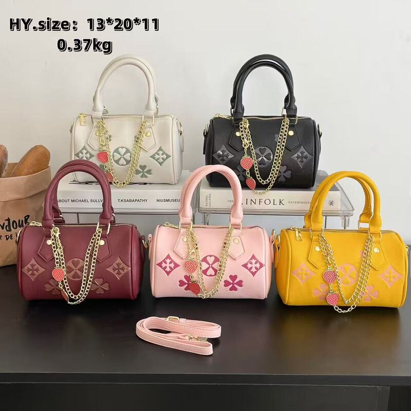 In-Stock Women's Shoulder Bag 2026 New Fashion Versatile Simple Casual Crossbody Bag Stylish Handbag for Girls