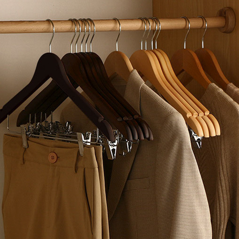 Hotel-Specific Wooden Clothes Hangers and Pants Racks, Wardrobe Clothes Supports, Wooden Clothes Hangers and Pants Clips, Natural Wood Color Hotel Room Wooden Clothes Hangers