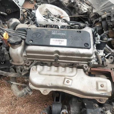 Wulingzhiguang Hongguang 1.2 Engine assembly