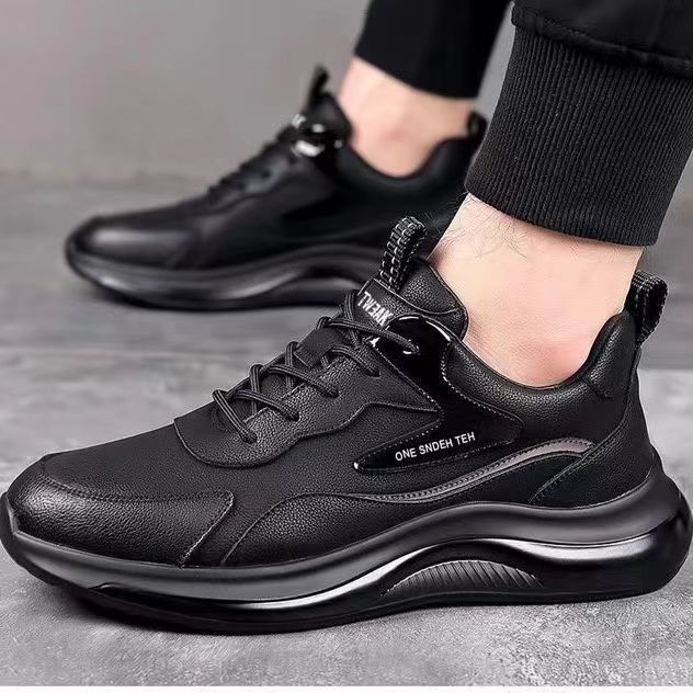 Calzado deportivo para hombre Tren transfronterizo nueva moda zapatos casuales zapatos para correr simples transpirables zapatos negros de suela blanda con cordones hombres