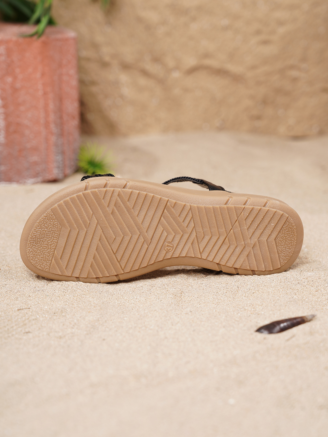 Fairy-style Soft-soled Fashionable Roman Women's Shoes With Metal Buckle, Versatile Flat Sandals For Women_desvips.com