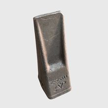 适用CAT卡特挖掘机挖机E312斗齿1U3252锻造铸造斗齿尖齿平齿