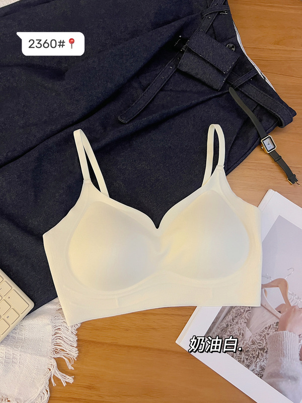 秋冬款粉底液磨毛暖肤无痕内衣固定杯侧收聚拢小云肌背心式文胸罩|undefined