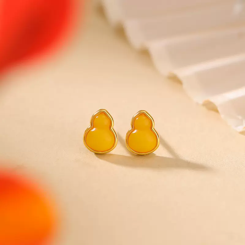 悦宝珠宝S925纯银镀金蜜蜡复古新中式福禄葫芦耳钉国潮气质银耳饰