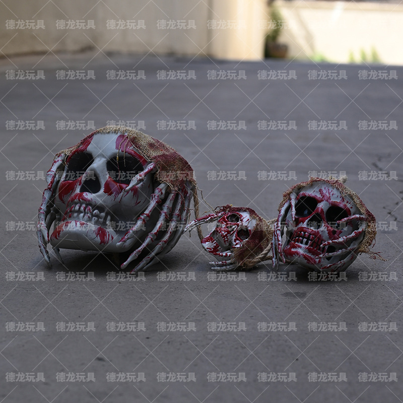 Halloween horrores de sangre calavera simulación cabeza de sangre colgando fantasma sala simulación de terror horror muebles casa embrujada