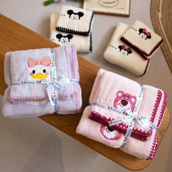 Coral cartoon cute bath towel