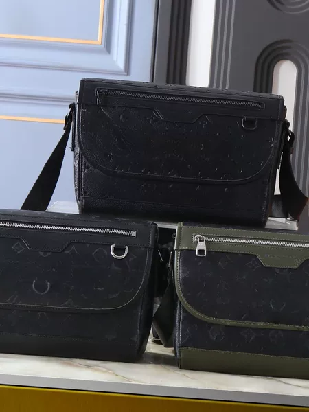 Men's crossbody bag, messenger bag, chain bag, single-shoulder embossed cowhide bag, men's cross-border dropshipping fashion bag