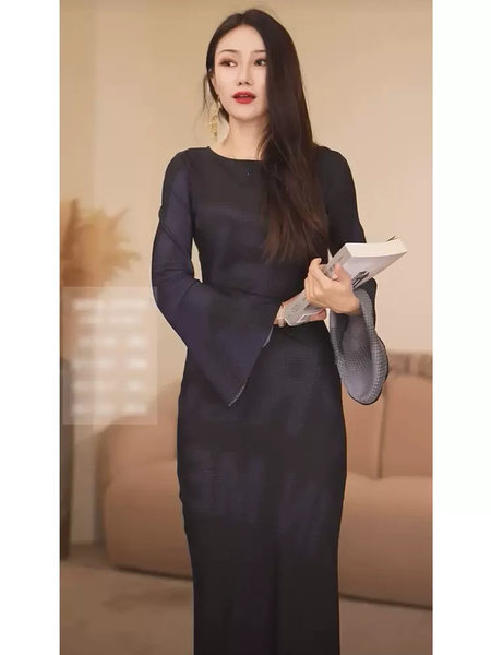 Đầm maxi nữ thắt eo kiểu Pháp tinh tế cao cấp FL240306 — Màu đen