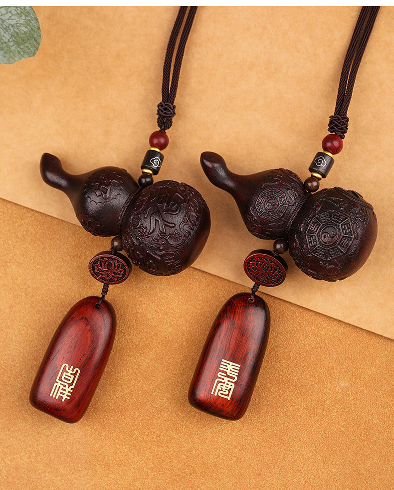 Gourd Pendant Peach Wood Peace Sign Car Hanging Rearview Mirror Car Ornament for Women and Men Simple High-End Creative Hanging Decoration