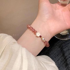 新中国式のイチゴの結晶のビーズのブレスレットの女性の軽豪華な大衆の高級感の赤い本の同項の花のペンダントのアクセサリー