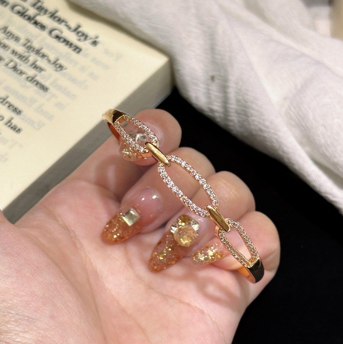 Pulsera de lujo color oro champán con diamantes, diseño de hueso de serpiente, colección exclusiva para exportación transfronteriza, modelo nuevo 2025