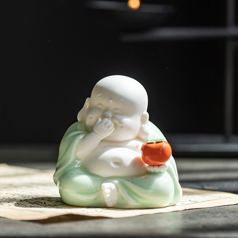 中式白瓷弥勒佛摆件家居客厅博古架摆设可爱笑佛招财汽车车载配件