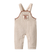 冬季新款婴儿背带裤毛绒坑条连体裤宝宝双层保暖护肚长裤爬服