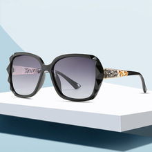 帕莎同款太阳镜女士潮流镶钻偏光防紫外线墨镜金属眼镜大框驾驶镜