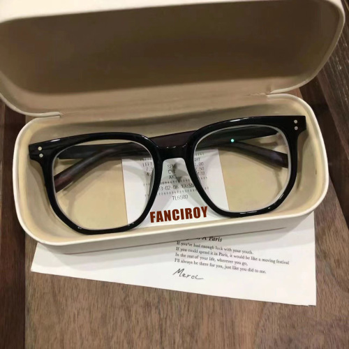 Net red small frame black frame glasses for women plain face radiation-proof slimming retro ins wind can be equipped with degree myopia glasses