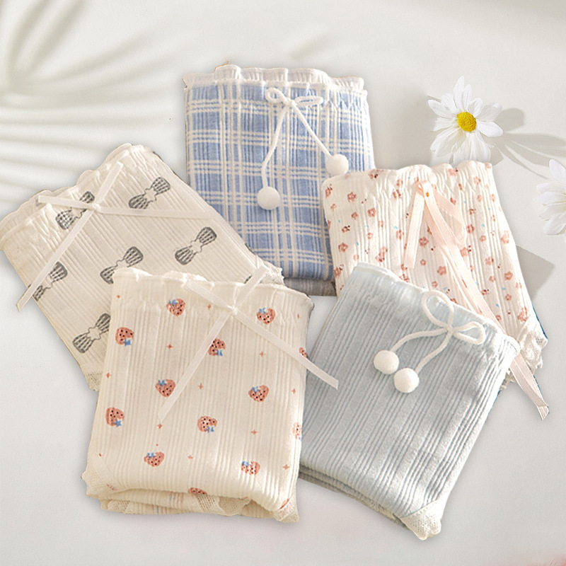 Japanese-style cute floral print sweet women's underwear, pure cotton, knitted mid-waist, student/teenager underwear wholesale.