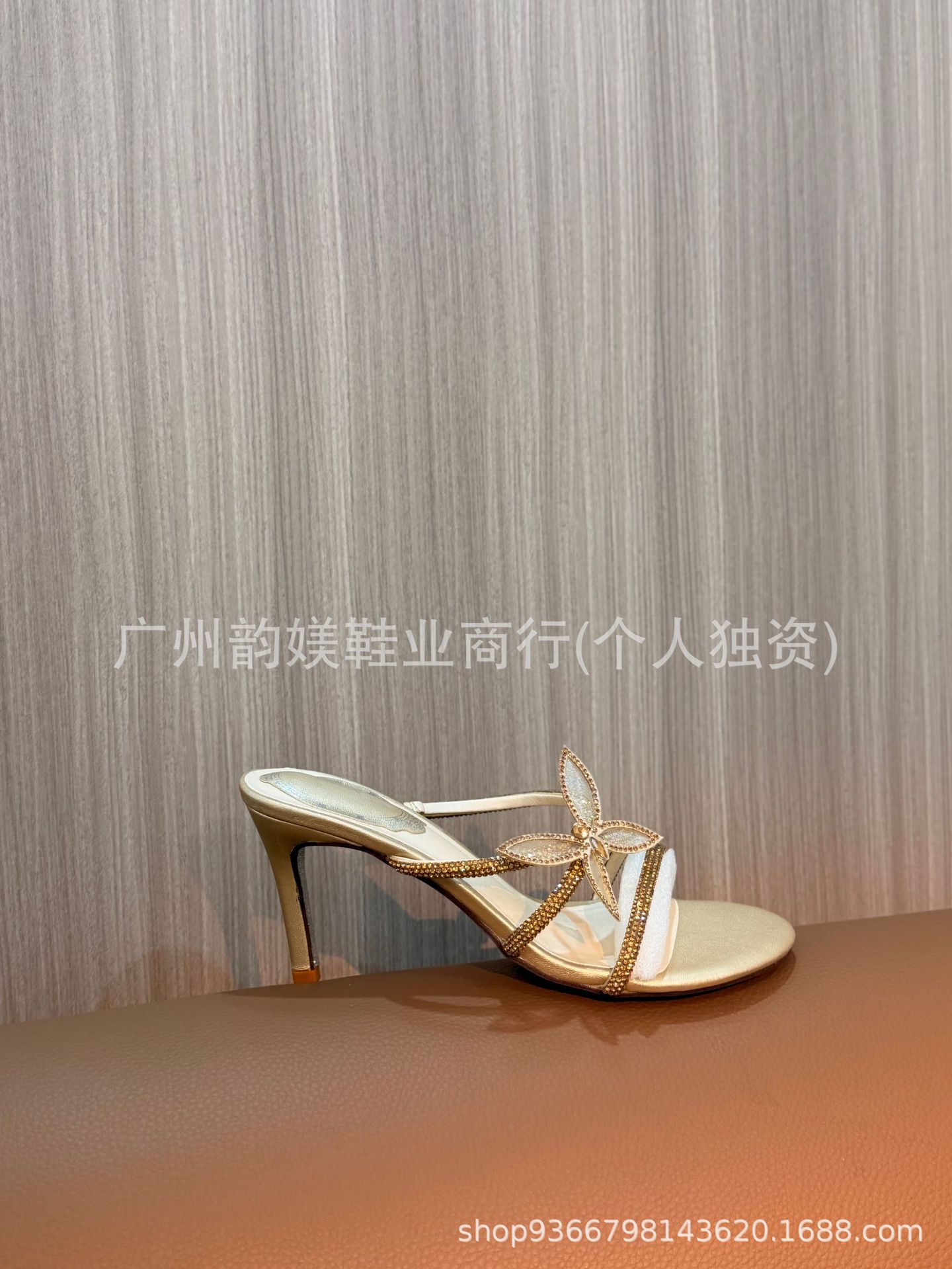 나비 장식 스틸레토 힐 (8cm)