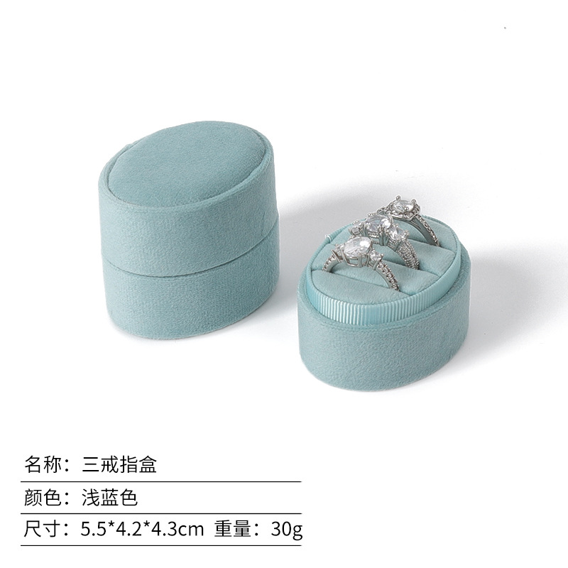 Mini Caja de Joyas Ovalada de Franela para Anillos y Parejas